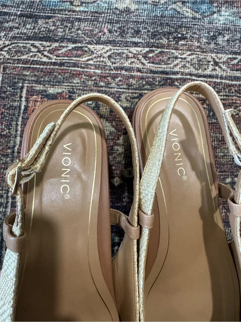 Vionic Petaluma Slingback Cap-Toe Flats  Woven Raffia Tan Leather 9.5